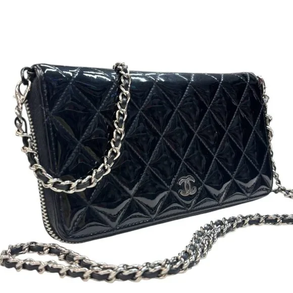 CHANEL Black Patent Leather Quilted Zip Wallet - Picture 3 of 6